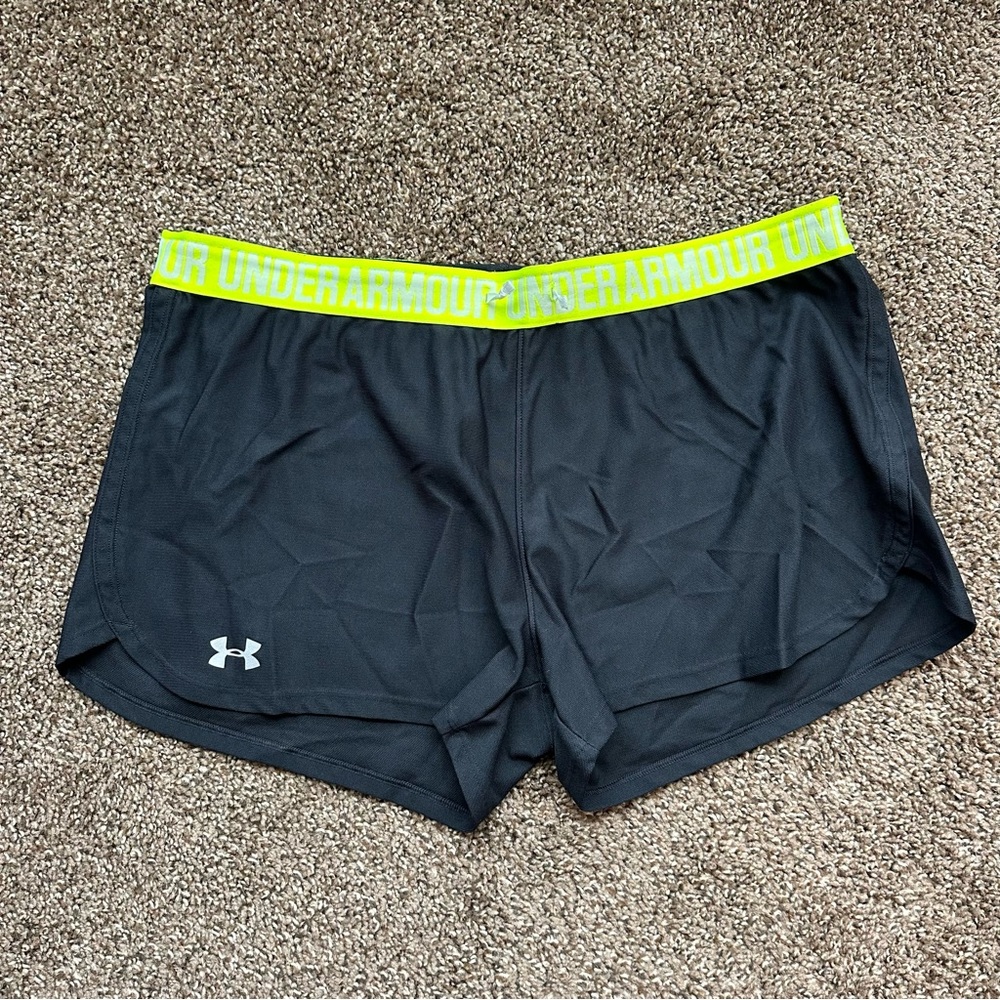 Under Armour Black Athletic Shorts Lightweight Performance